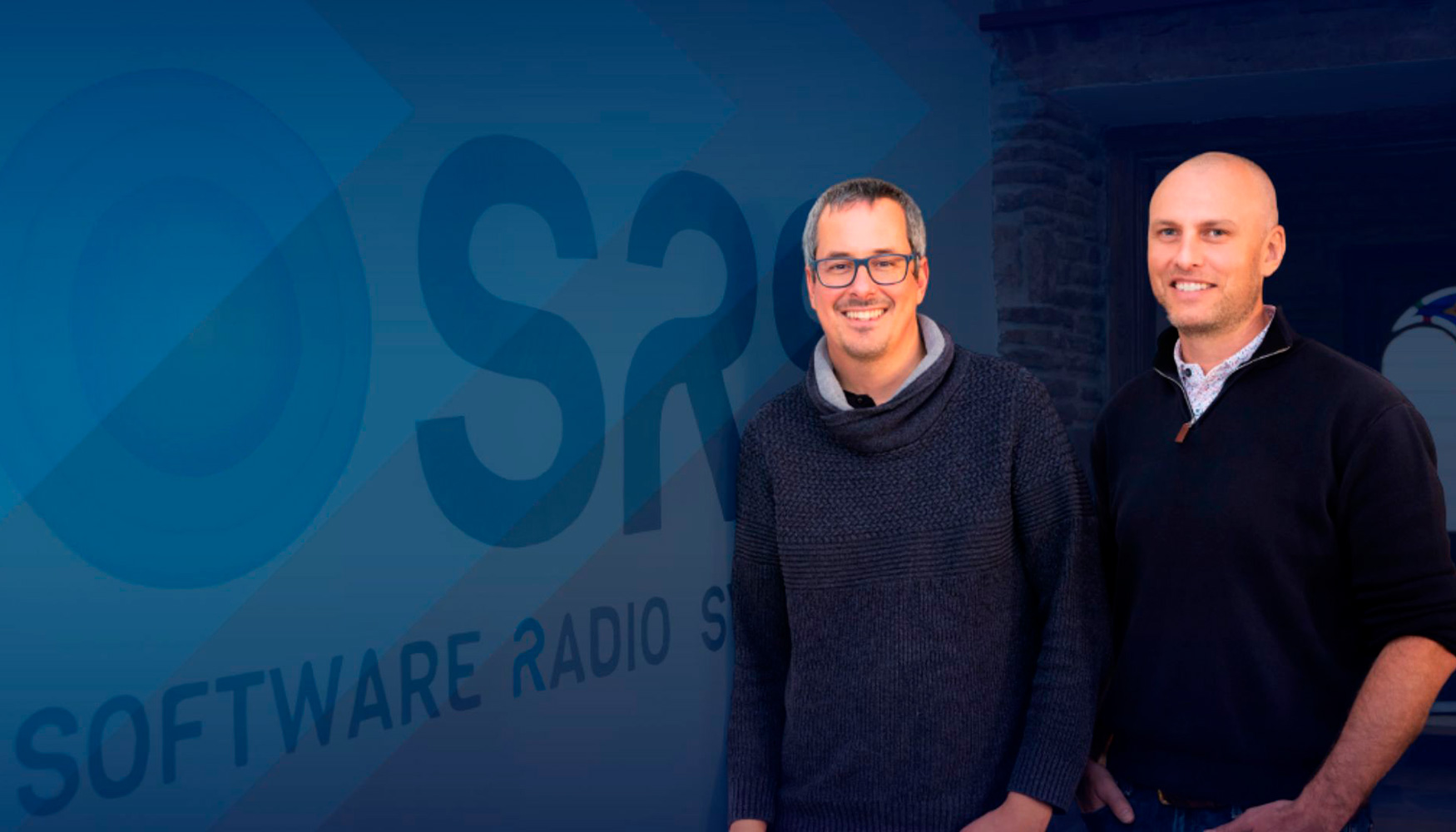 El equipo directivo de SRS, representado por el CTO Ismael Gomez (izquierda) y el CEO Paul Sutton (derecha)...