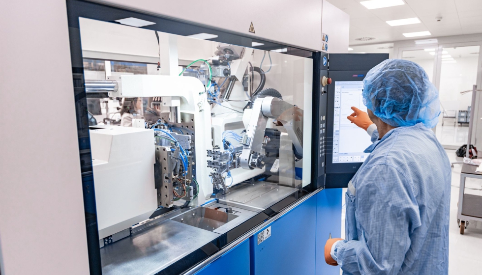 La MicroPower no es solo una m�quina de inyecci�n, sino una c�lula de producci�n completa...