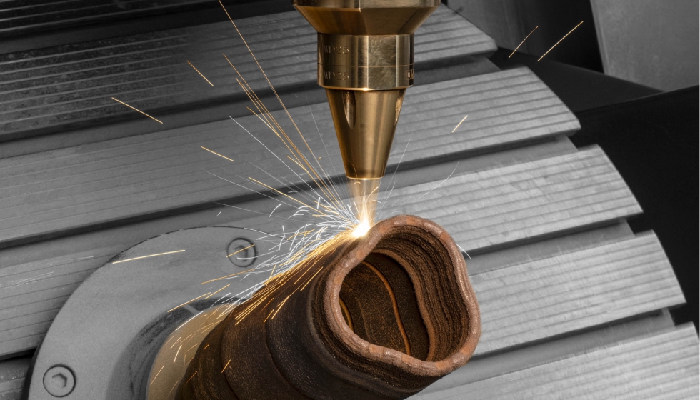 En el �mbito de la fabricaci�n aditiva, DMG MORI presenta no solo el proceso de lecho de polvo �en forma de la Lasertec 30 SLM de tercera generaci�n�...