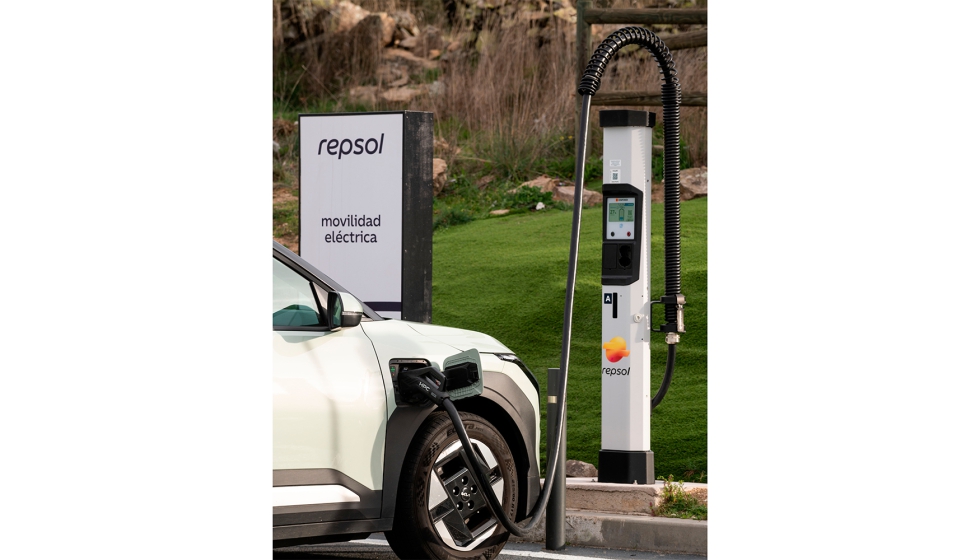 �Dentro de la estaci�n de servicio nuestra infraestructura de recarga es una alternativa m�s que convive perfectamente con otros productos y...
