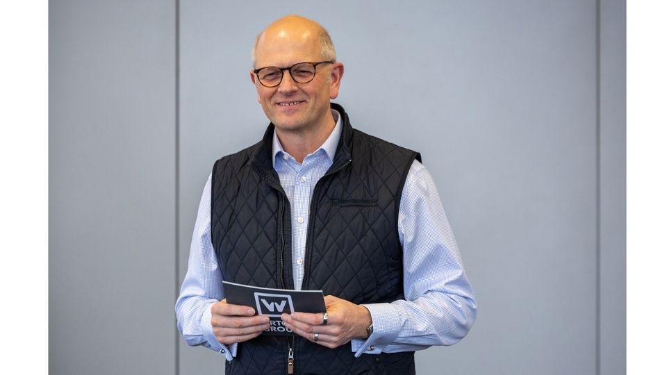 Paul Holmes, diretor-geral da Wirtgen Ltd., filial da Wirtgen Group no Reino Unido
