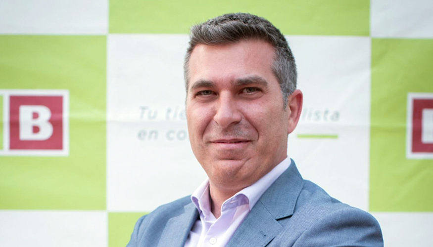Gustavo Garc�a, responsable del Departamento de Materiales de Construcci�n y Ferreter�a de Grupo BdB