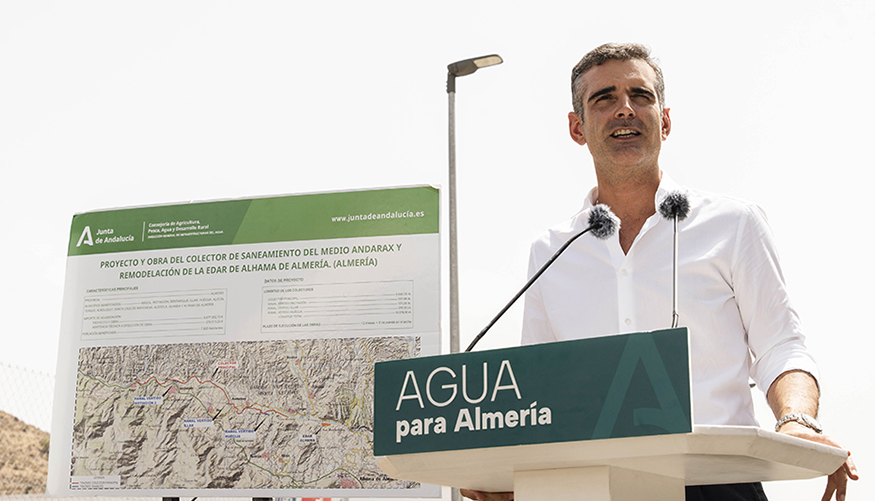 El consejero de Agricultura, Pesca, Agua y Desarrollo Rural, Ram�n Fern�ndez-Pacheco