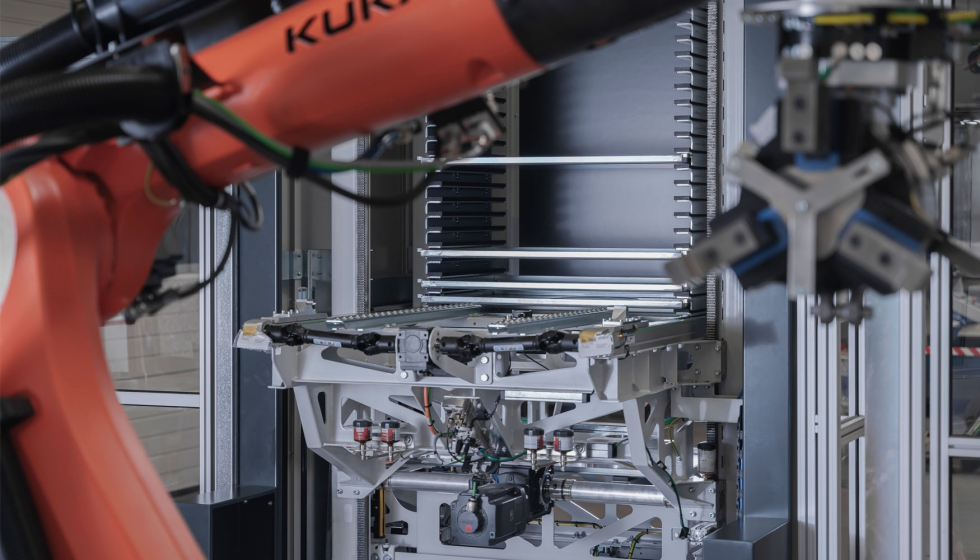 Este nuevo equipamiento proporciona una mayor comodidad operativa y permite aprovechar plenamente el potencial de sus m�quinas mediante las...