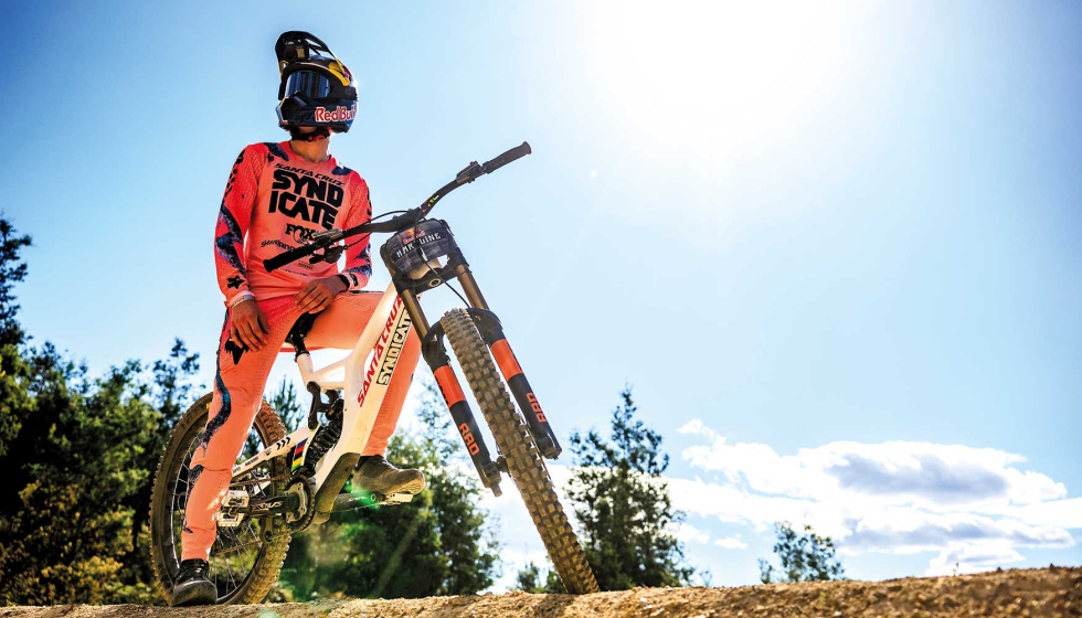 El nuevo Minion DHX incorpora un dibujo espec�fico para condiciones secas y debuta junto a la nueva carcasa DH de Maxxis...