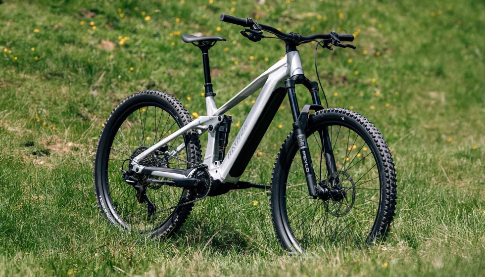 La nueva RAYMON DUROK estar� disponible en tres versiones con precios desde 3.999 euros