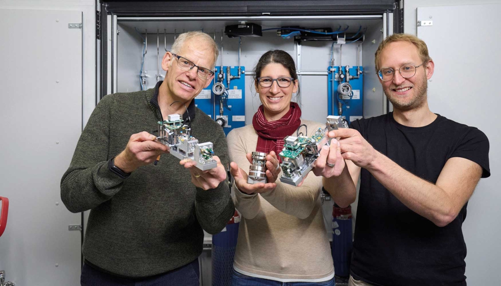 Al seguir desarrollando el m�todo de medici�n para adaptarlo al uso industrial, Johannes Herbst, Katrin Schmitt y Christian Weber (de izq. a dchal...