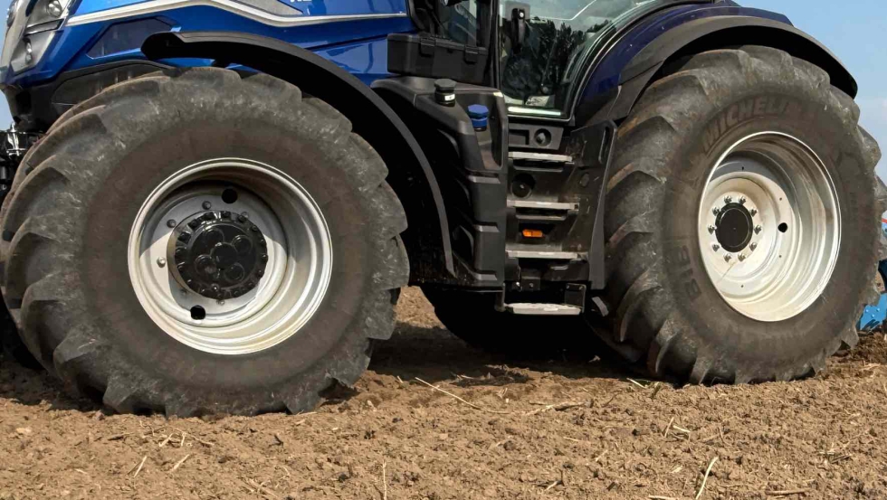 Los agricultores europeos tratan de prolongar la vida �til de los neum�ticos