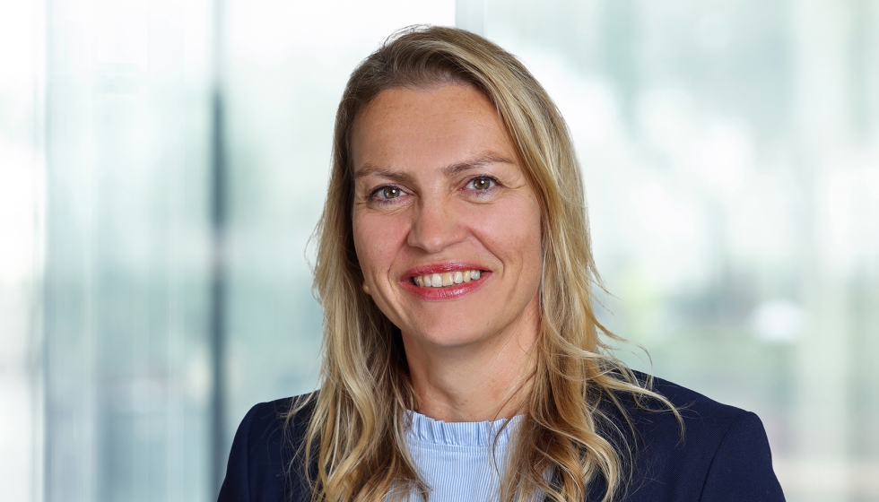 Inken Kannchen, diretora de produto para puxadores da Roto Fenster- und T�rtechnologie GmbH