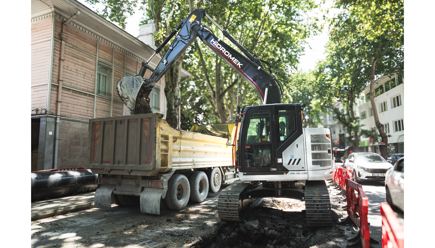 Excavadora de cadenas HMK 145LCSR
