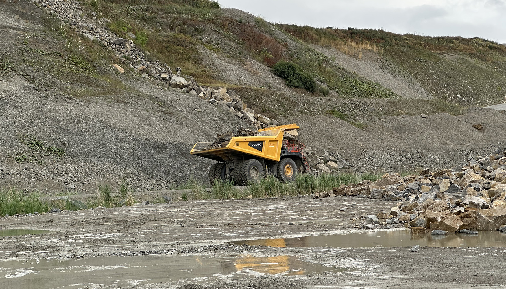 D�mper R70 en la cantera de Bettenfeld