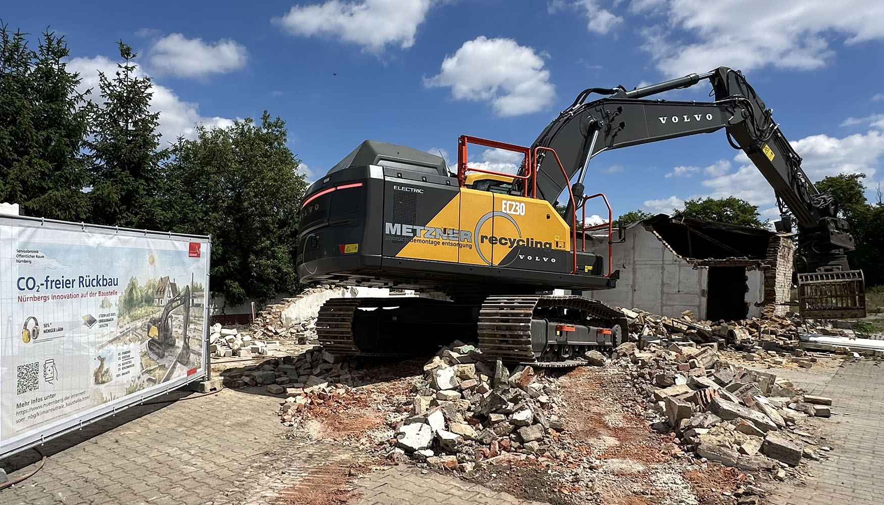 Excavadora el�ctrica EC230
