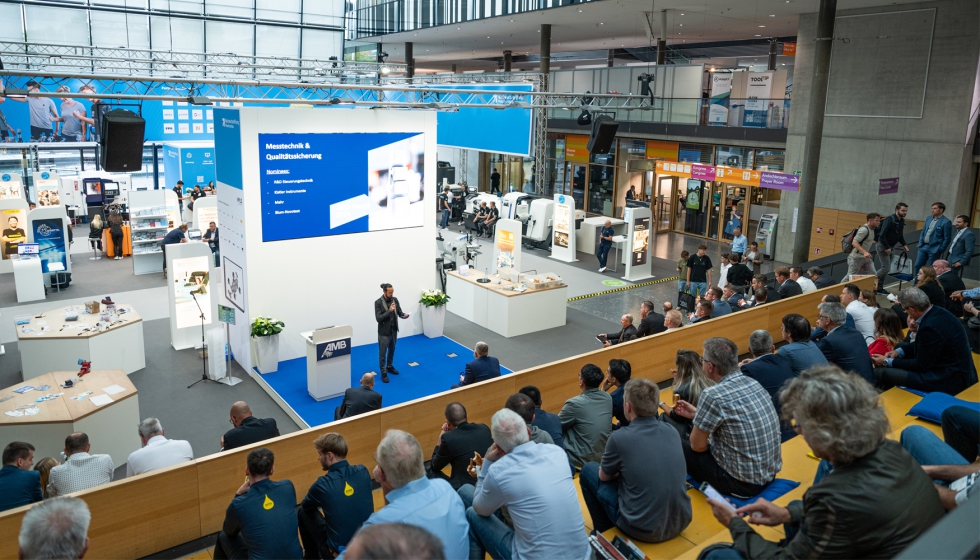 En el escenario AMB se volver�n a entregar los galardones del Premio AMB tambi�n en 2026. Foto: Valentin Marquardt/Messe Stuttgart...