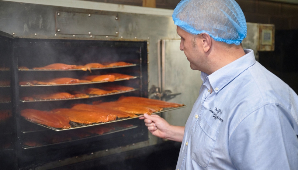 Lambton & Jackson produce salm�n ahumado y una selecci�n de otros pescados ahumados en peque�os lotes para prestigiosos restaurantes...