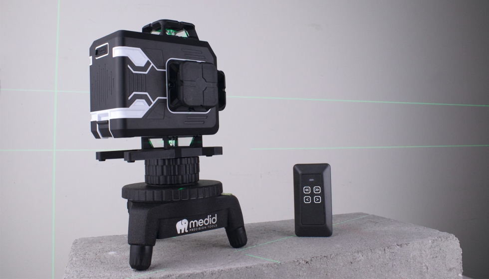 Nivel l�ser con base rotativa motorizada
