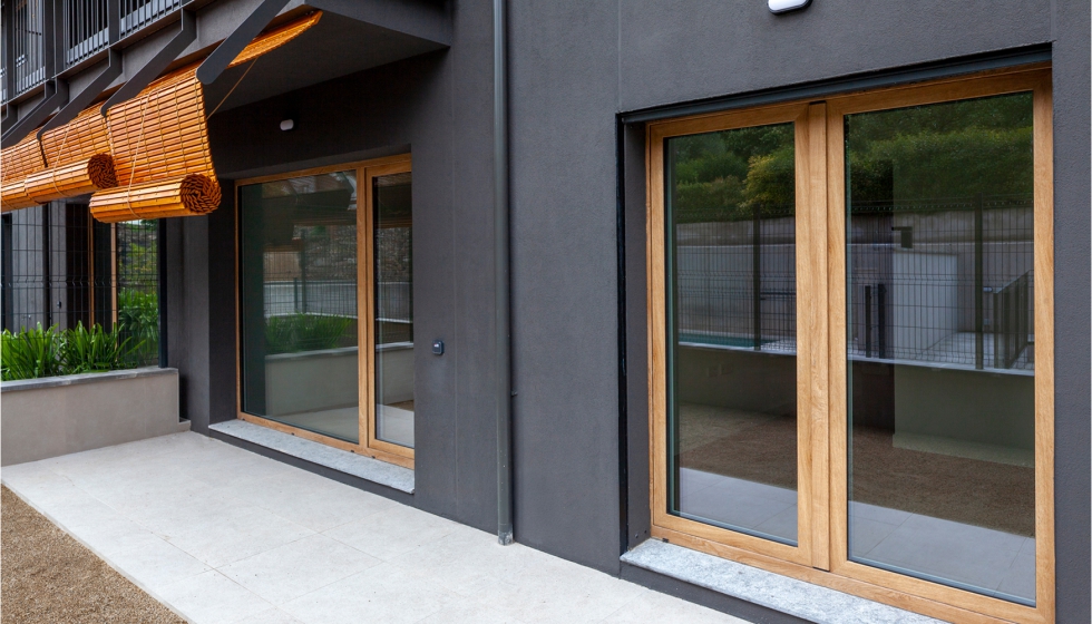 El sistema de ventanas Elegant ThermoFibra, de Deceuninck, ofrece los elevados niveles de eficiencia t�rmica exigidos por el proyecto...