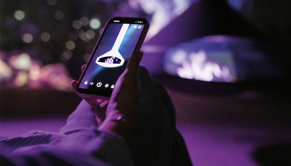 Todas las funciones del Ergofocus Holographik Connected pueden controlarse desde una aplicaci�n para smartphone...