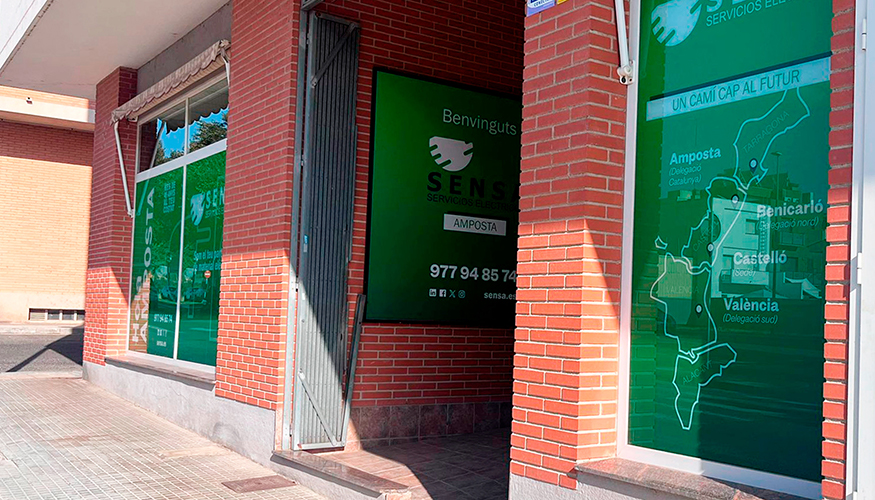 La nueva tienda est� abierta al p�blico de lunes a viernes con el siguiente horario comercial: de lunes a jueves de 8 a 14 horas y de 15 a 18 horas...