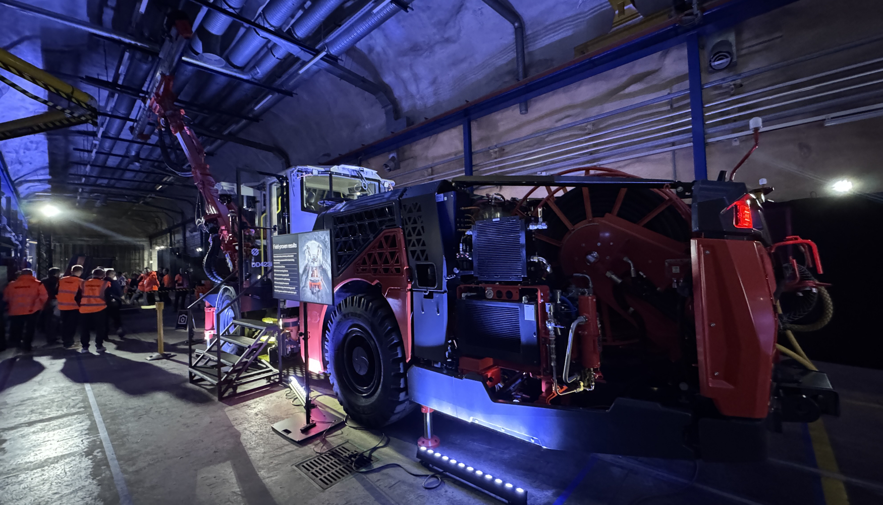 Visita a la mina subterr�nea de pruebas de Sandvik
