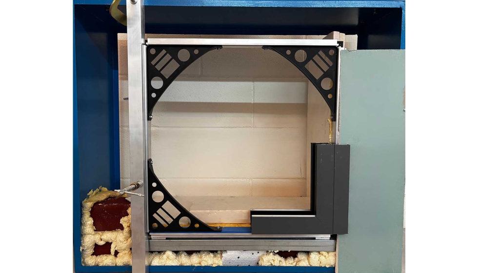 Aluplaver simplifica las operaciones de montaje, permitiendo una fabricaci�n r�pida en taller o en obra