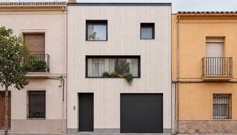 Esta nueva incorporaci�n a la serie E-170 puede integrarse tanto en edificios nuevos como en renovaciones est�ticas de construcciones ya existentes...