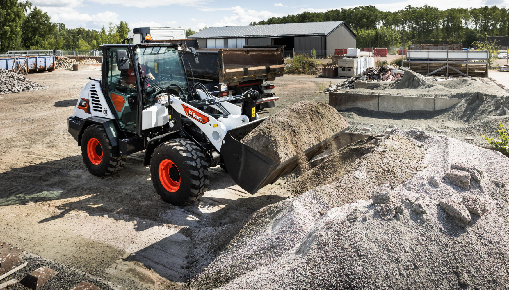 Cargadora compacta de ruedas L85 actualizada (0,8 m� de capacidad del cuchar�n)