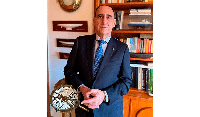 Juan D�az Cano, presidente de la Real Liga Naval Espa�ola