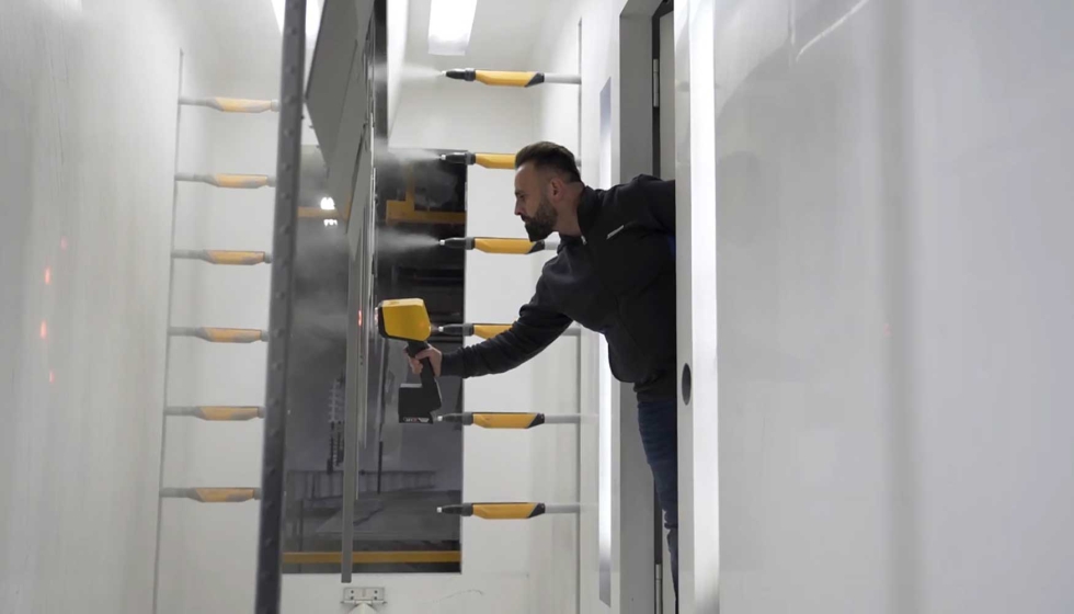 Coatmaster Flex es una soluci�n port�til dise�ada para realizar mediciones puntuales directamente en producci�n que permite al operario comprobar...