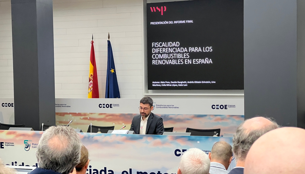 Aleix Pons, director asociado en Transporte Sostenible de WSP y fue el encargado de presentar los resultados del informe...