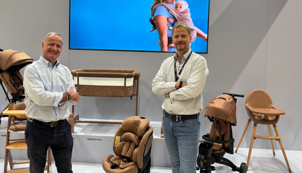 Alberto Anoro, director de cuentas, y Bartosz Drzyzgiewicz, regional sales manager de Kinderkraft
