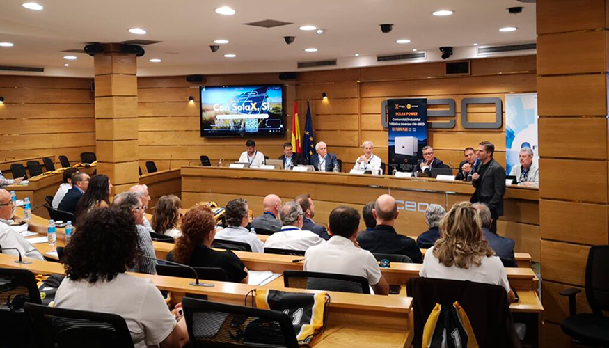 La jornada cont� con la participaci�n de las asociaciones que integran Fenie para abordar los retos de la transici�n energ�tica para el sector...