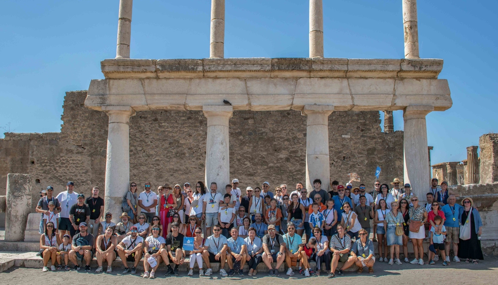 Foto de familia de los asociados de Unifersa en Pompeya