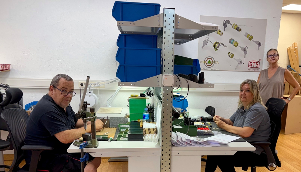 Equipo del Centro T�cnico Homologado y Distribuidor Oficial de Tesa Assa Abloy en Converta