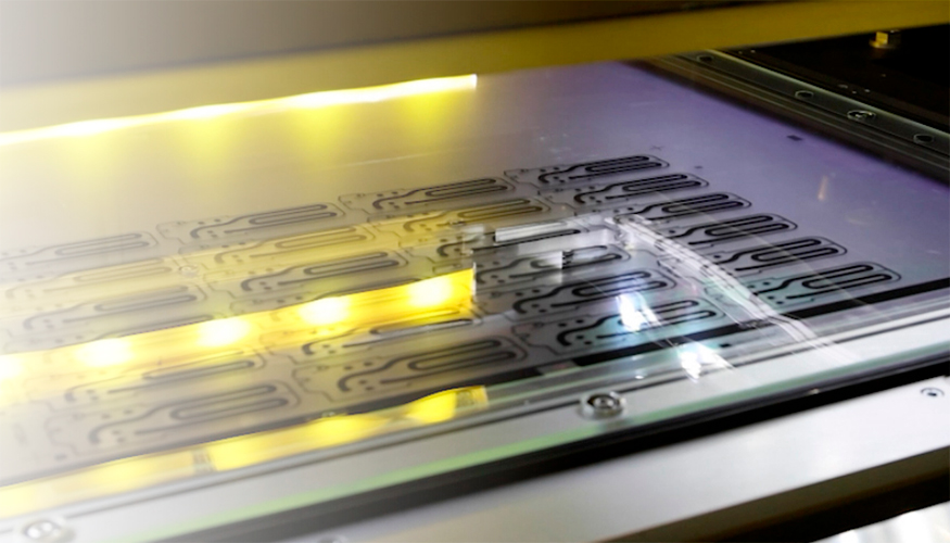 Precision Micro fabrica mediante grabado qu�mico componentes met�licos de precisi�n para equipos de fabricaci�n de semiconductores y sistemas...