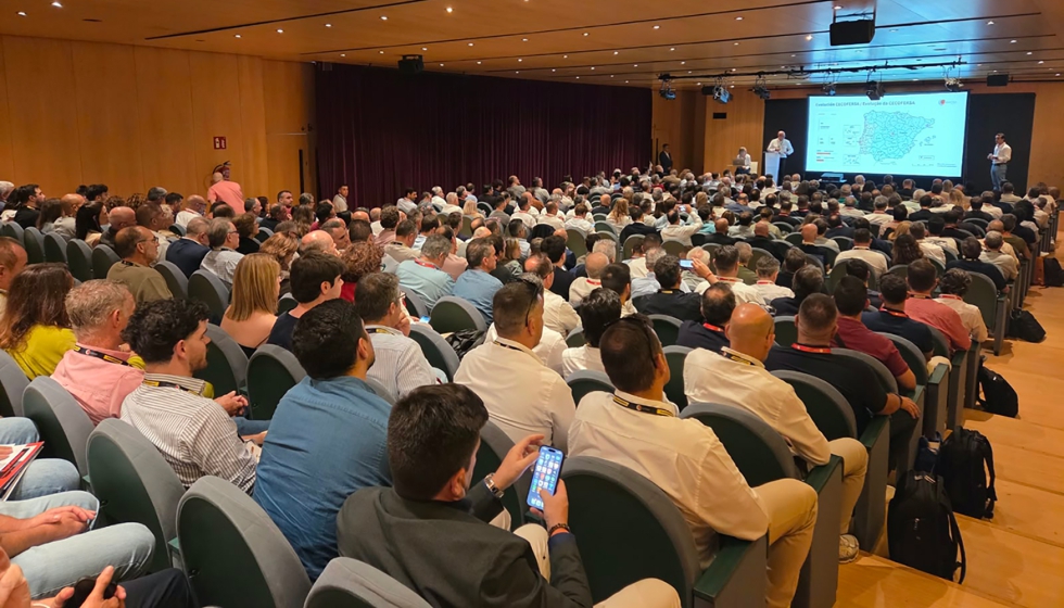 Presentaci�n para los asociados de Cecofersa