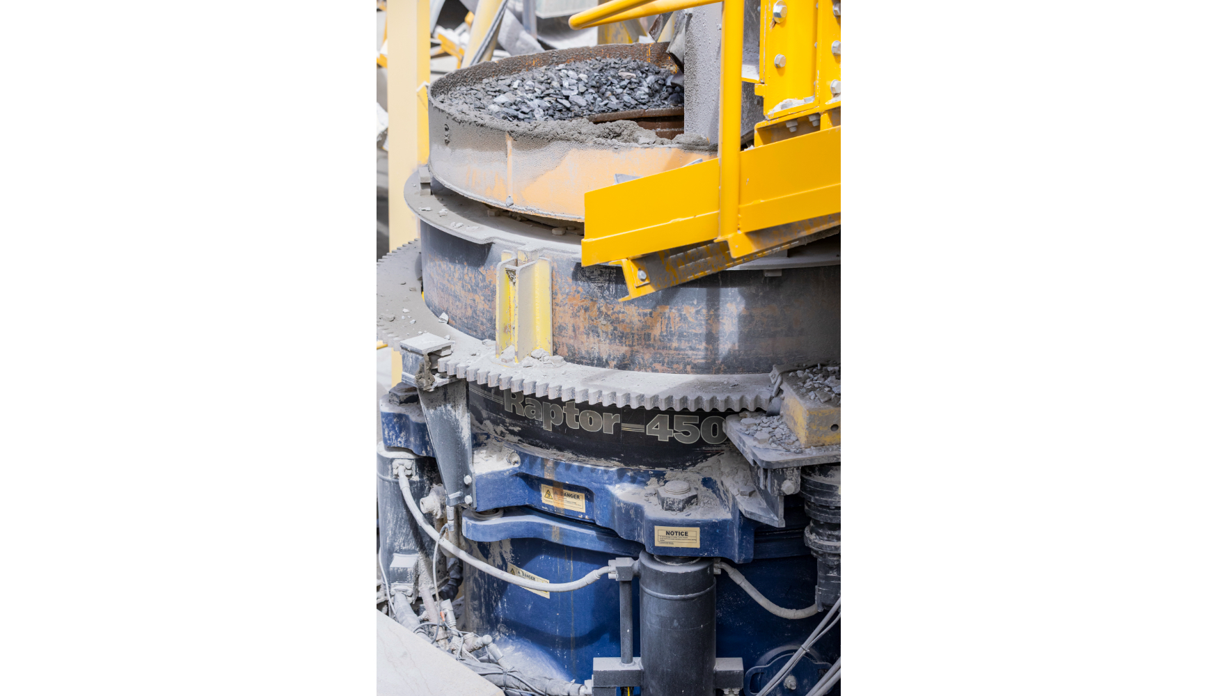 Triturador de cono FLS Raptor R450 de �ltima generaci�n