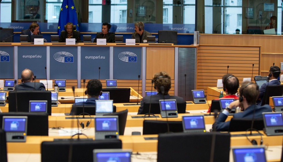 El Parlamento Europeo acogi� la conferencia Impulsando la dimensi�n social de la pesca sostenible que puso de relieve la necesidad de erradicar el...