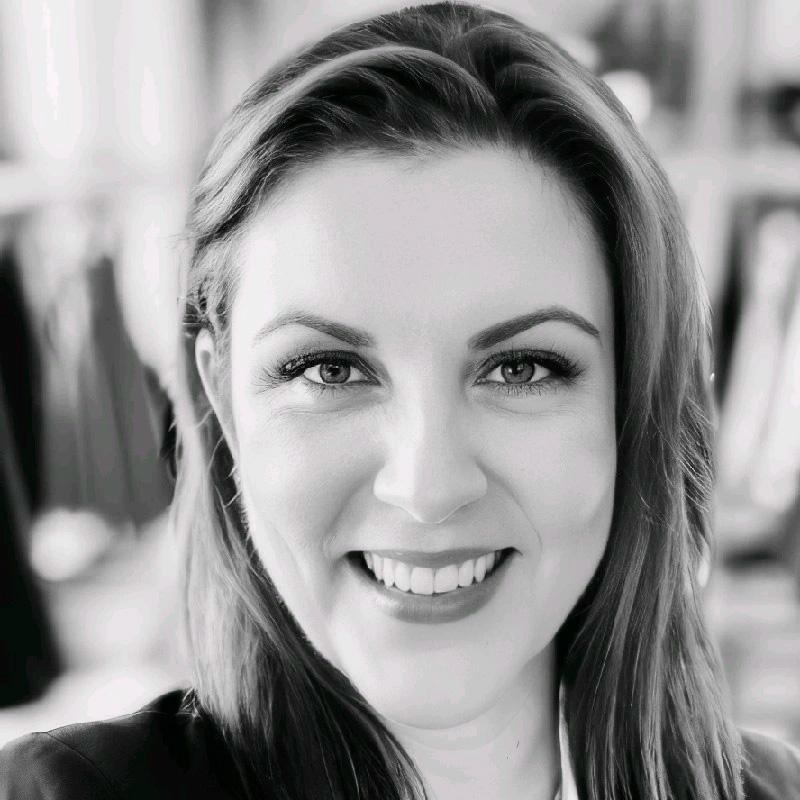 Patricia Palud, Cloud Sales Specialist Lead & Business Development de Alhambra IT