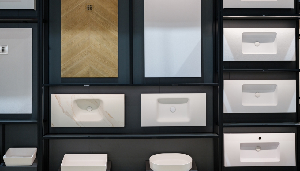 Los platos de ducha y lavabos incorporan nuevas posibilidades de personalizaci�n para adaptarse a las caracter�sticas de cada proyecto...
