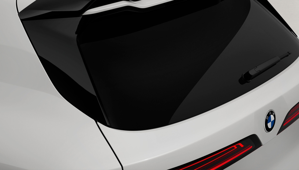 La gama de accesorios M Performance ampl�a las posibilidades de personalizaci�n exterior del BMW X5 y del BMW iX5 mediante elementos aerodin�micos...