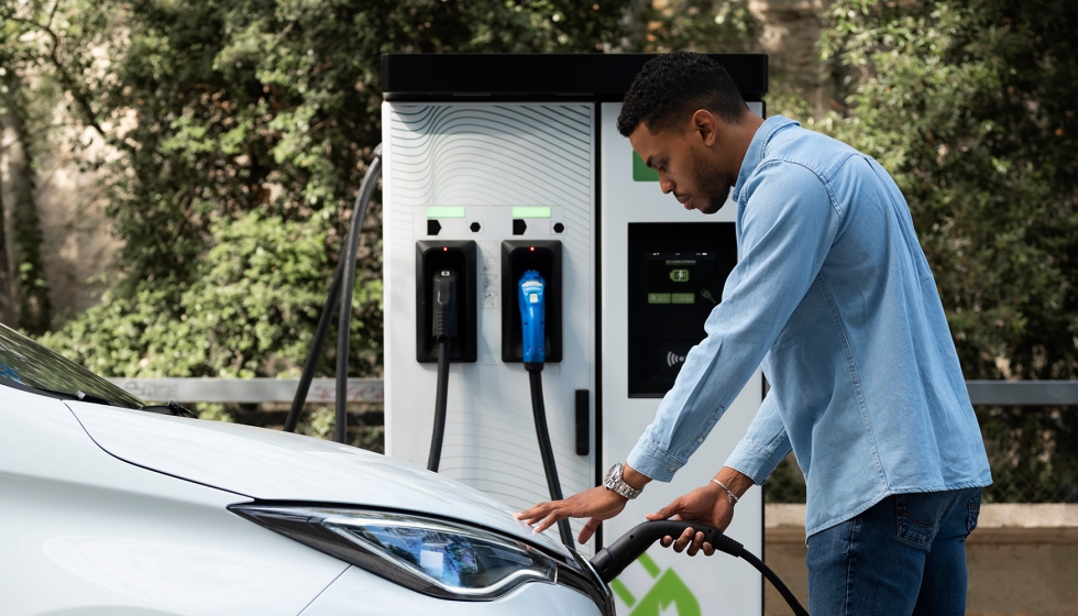 "La tramitaci�n de permisos para instalar puntos de recarga en Espa�a ha evolucionado desde un proceso fragmentado y lento de hasta tres a�os...
