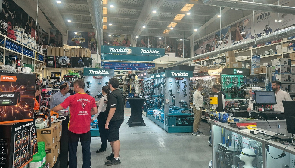 Interior de la nueva tienda