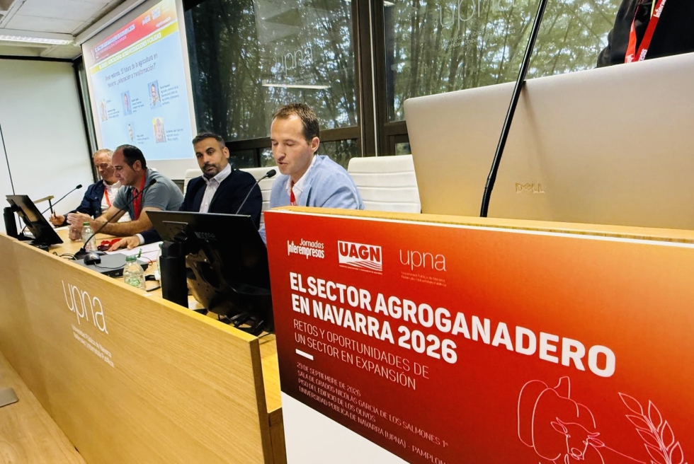 Mesa redonda �El futuro de la agricultura en Navarra: �adaptaci�n o transformaci�n?�