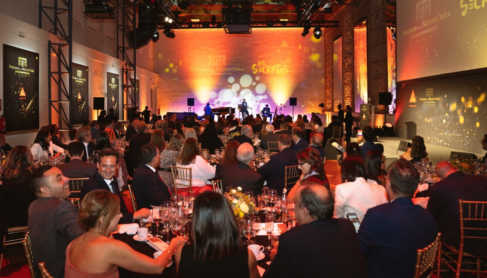 Imagen de un instante de la gala de entrega de premios en la Real F�brica de Tapices de Madrid