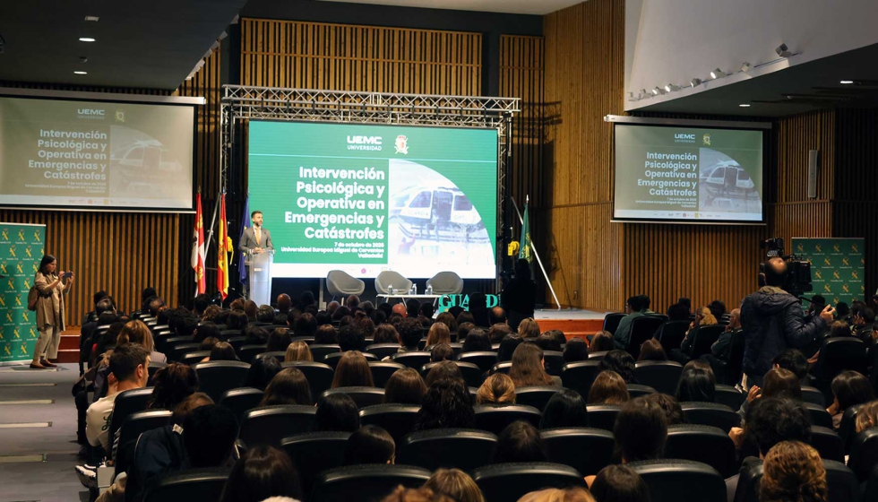 La Guardia Civil y la UEMC re�nen a profesionales para abordar la respuesta psicol�gica y operativa ante emergencias y cat�strofes...