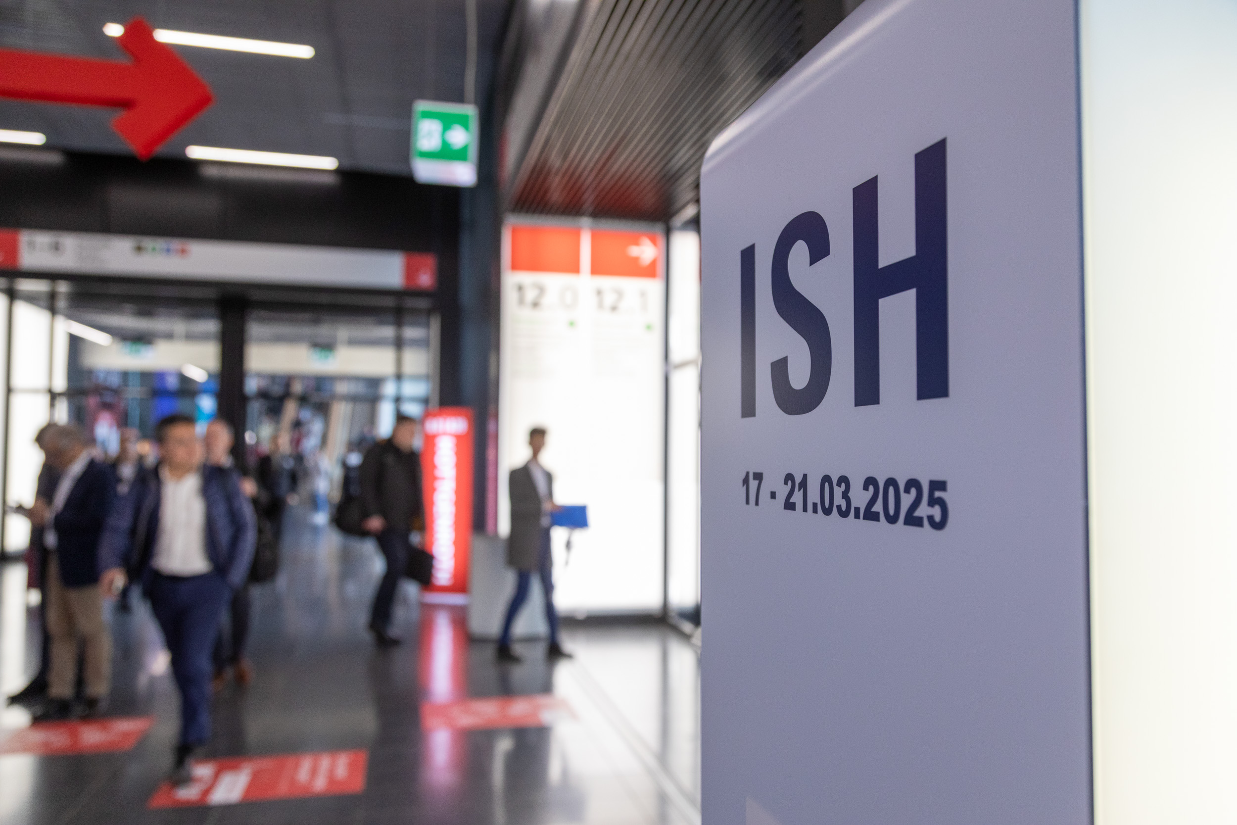 Exposici�n de la feria ISH. Messe Frankfurt Exhibition GmbH / Jochen G�nthe