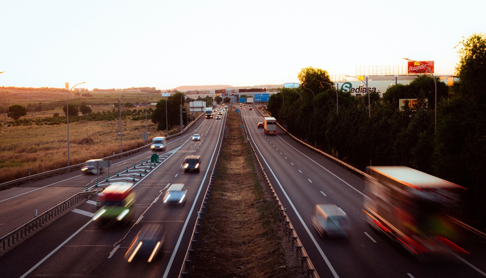 Cada 1% adicional de combustibles renovables en las mezclas puede reducir 800.000 toneladas de CO2 al a�o. Imagen de altamar en pexels...