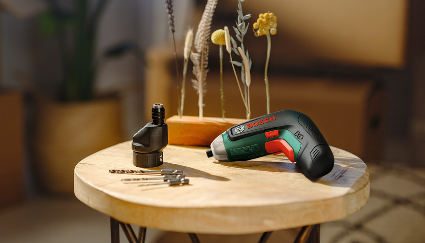 El nuevo IXO 8 forma parte de la gama Bosch Daily Helpers, una familia de herramientas compactas imprescindibles para el d�a a d�a...