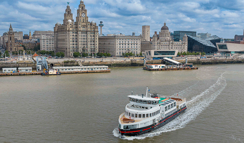 El Royal Daffodil opera en el r�o Mersey, en la regi�n de Liverpool