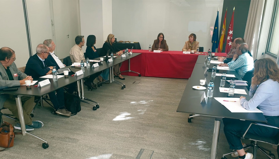 Reuni�n de trabajo de Agrefema con la Administraci�n